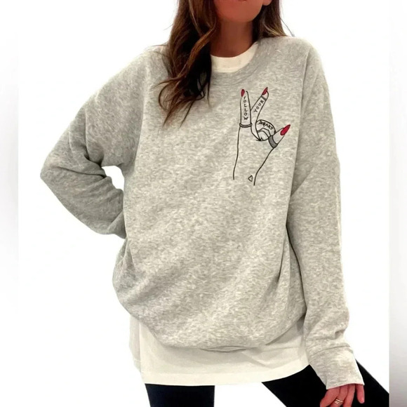 wren+glory Tops - NWOT Wren&Glory Heart/Art Painted Crewneck. (15)